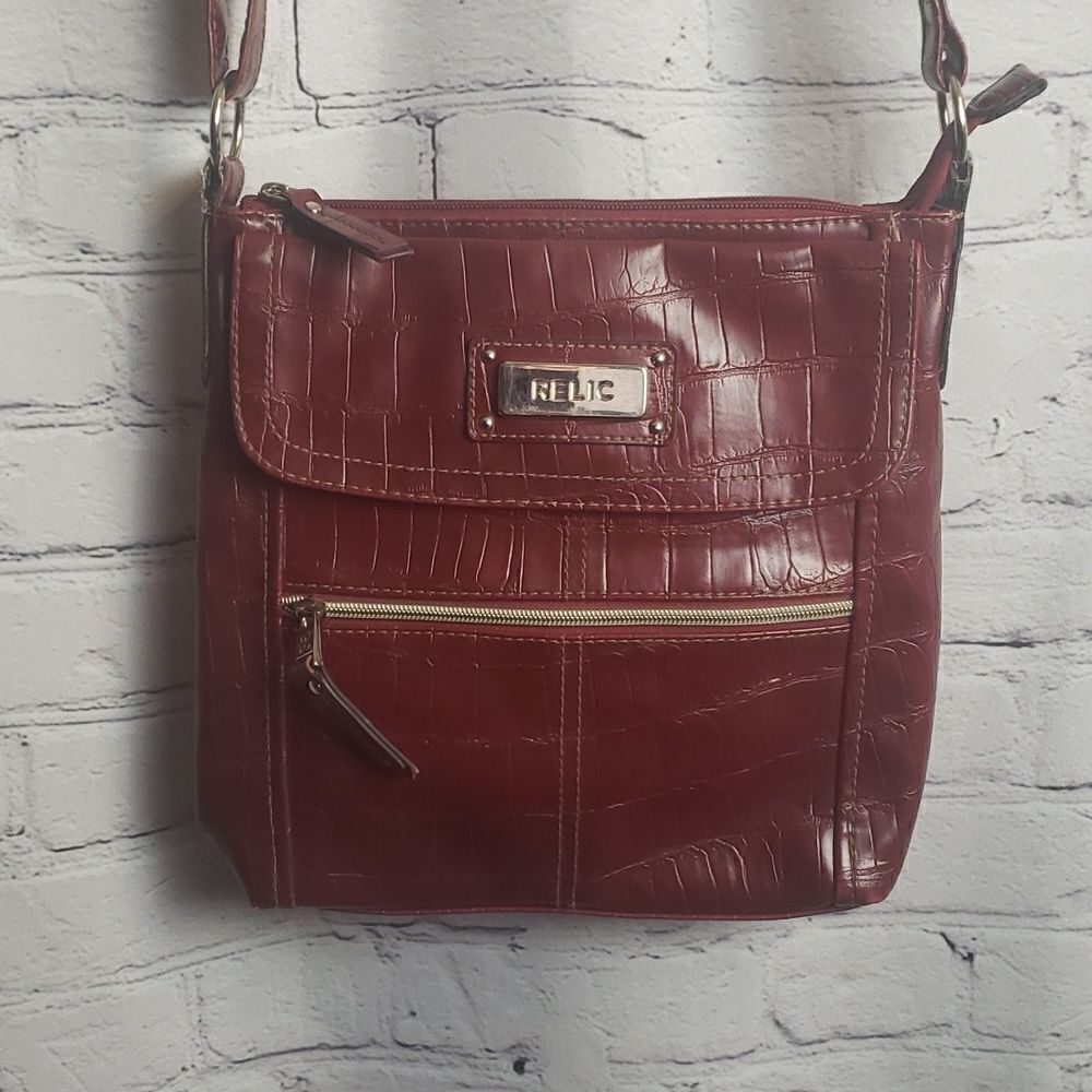 Red Relic Bag - Picture 2 of 7